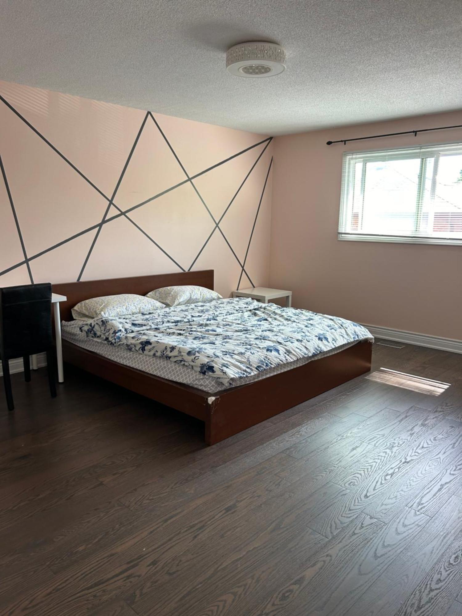Kenhouse Hotel Toronto Room photo